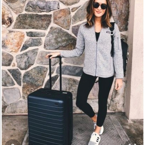 SOLD Patagonia Women’s Better Sweater Jacket SOLD - Picture 5 of 8